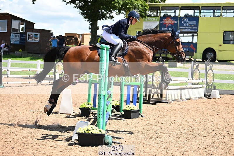 240728A-123345-08547 - Cls 32 85cm Amateur Qualifier