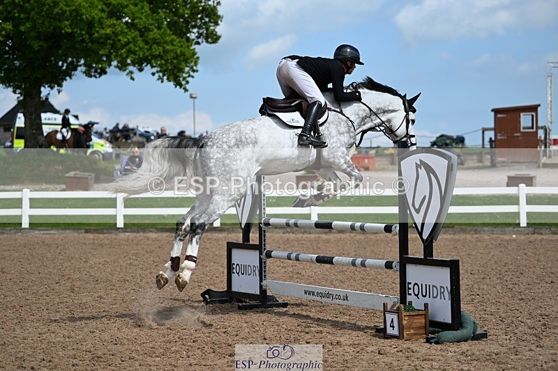 260507-135839-03757 - Cls 9 1.05m Amateur Qualifier