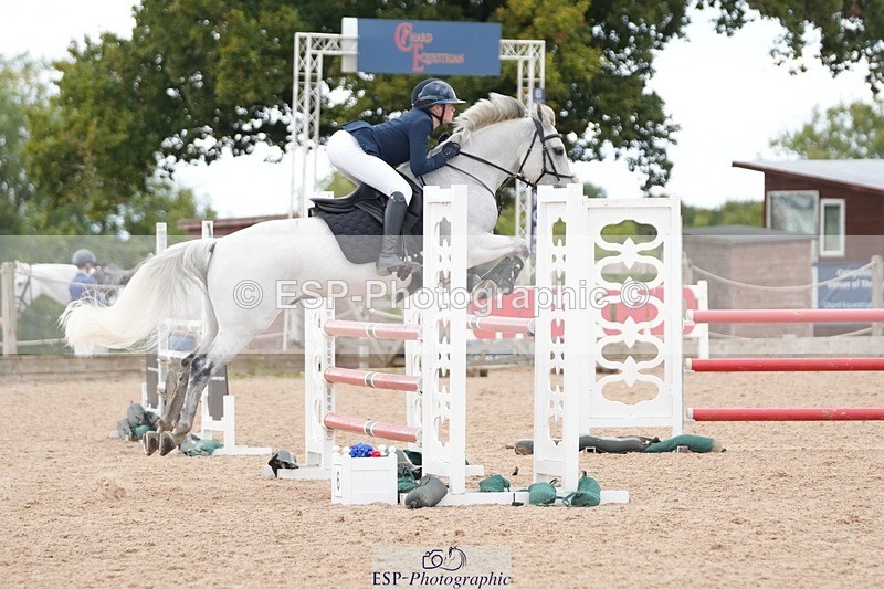 250921-123417-02955 - Cls 9 Pony Foxhunter and 1.10m