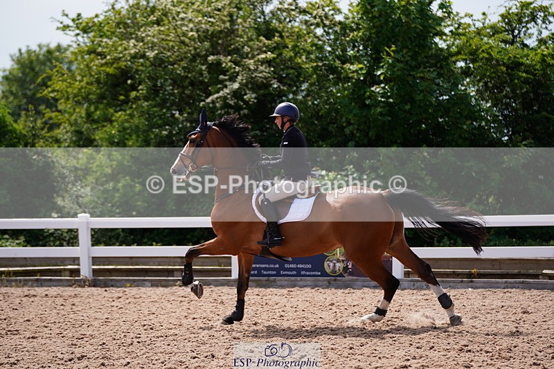 240525A-142218-06566 - Cls 18 National 1.40m