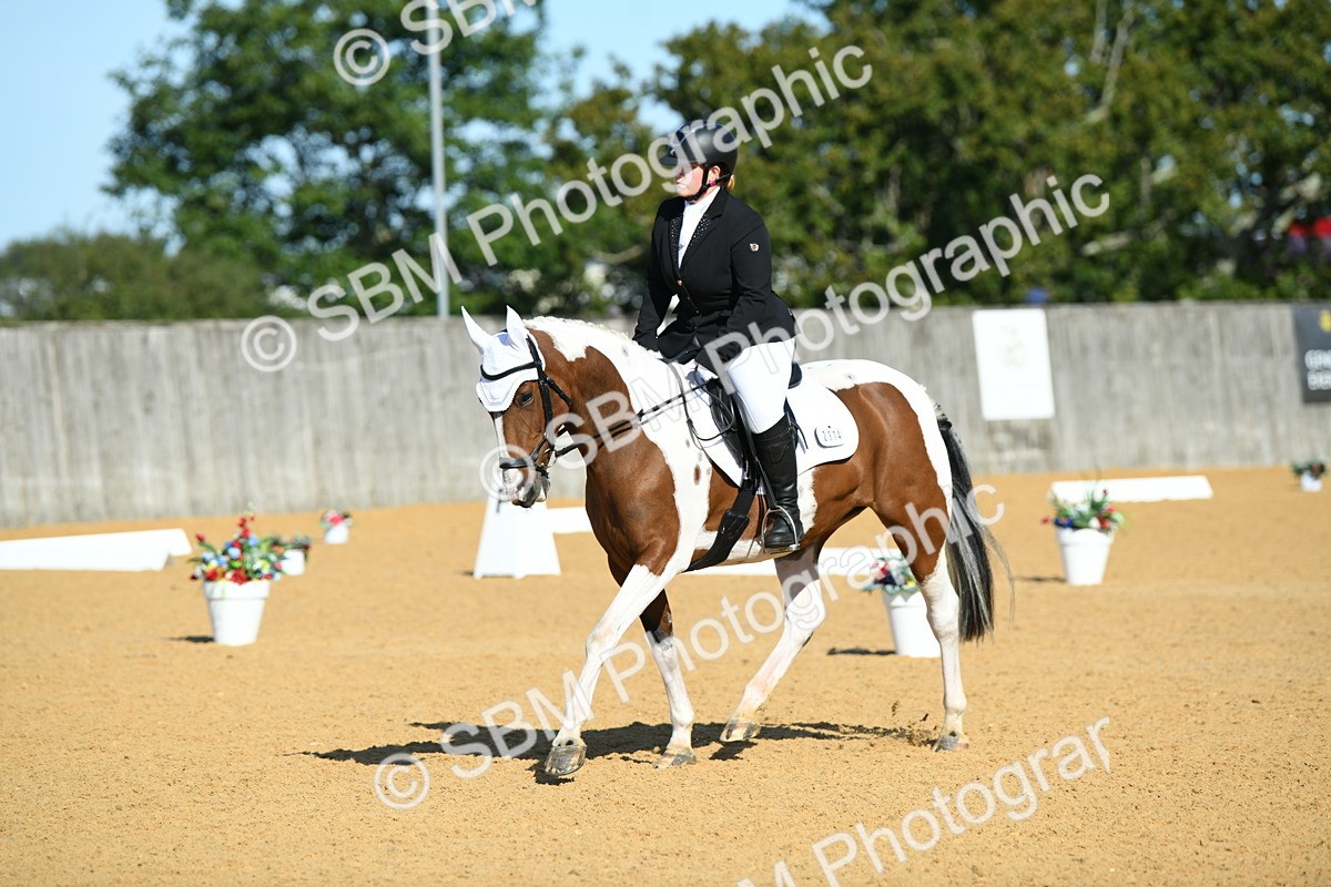 SBM_17917 - D4 - Small Tour Championship - Intro B