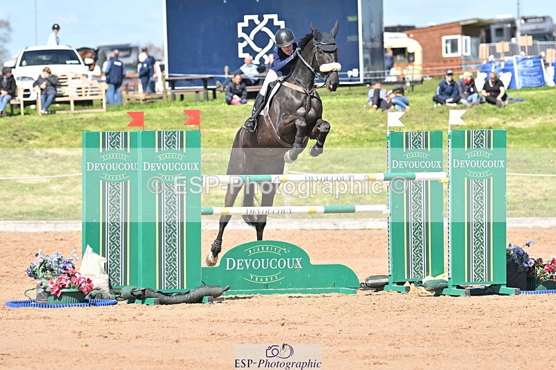 240420A-143204-11780 - Cls 7, 2 Star Medium Tour 1.35m