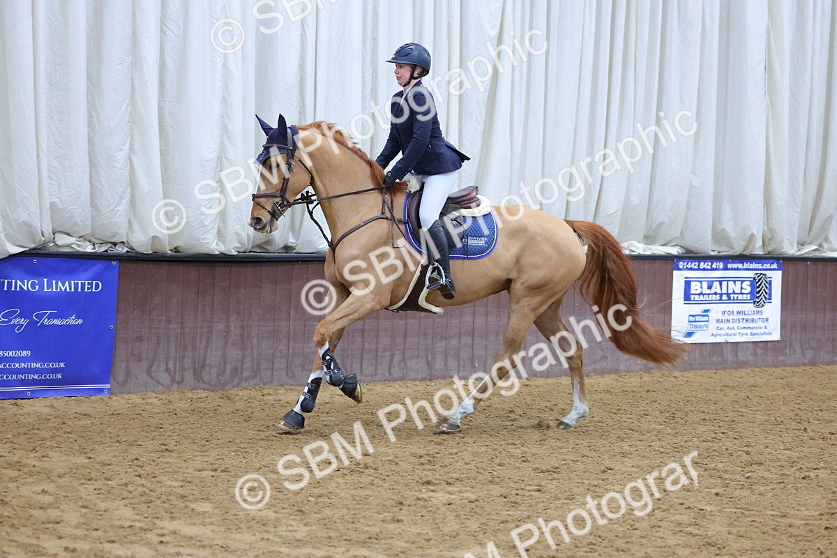 1I0A4951 - Class 9 - Senior Newcomers/ 1.10m Open