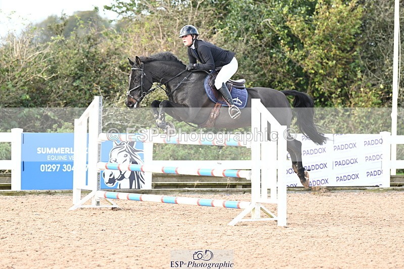 241023A-140613-00965 - Cls 4 Newcomers and 1.10m Open