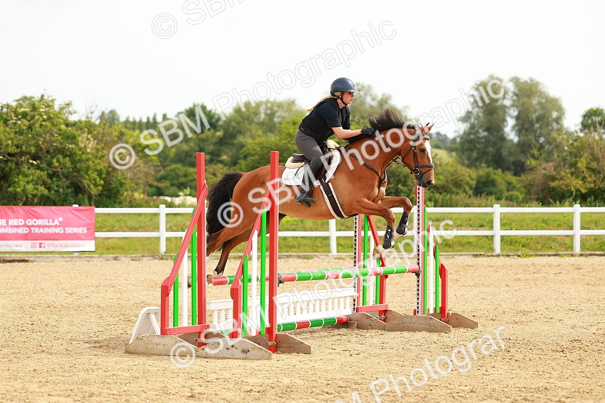 SBM_000402 - Class 1 - Clear Round