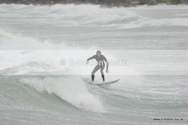 SU 110509-16 - Surf May 09