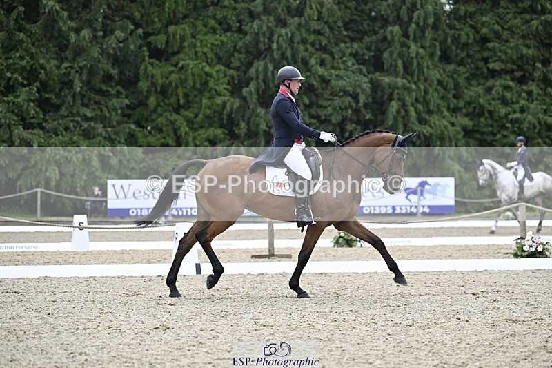 000101-220614-04536 - 403-CRAZY_DU_LOIR-Oliver_Townend