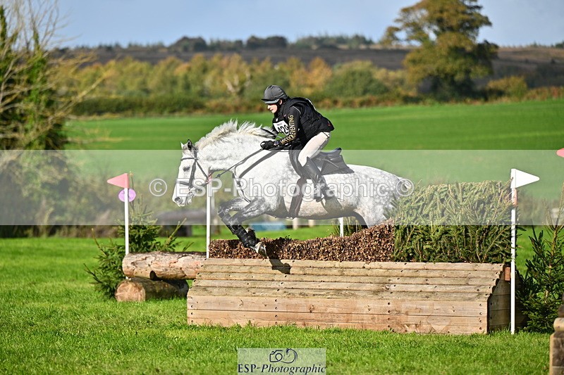 251025A-124144-19208 - F-429-Sarah.Clisby