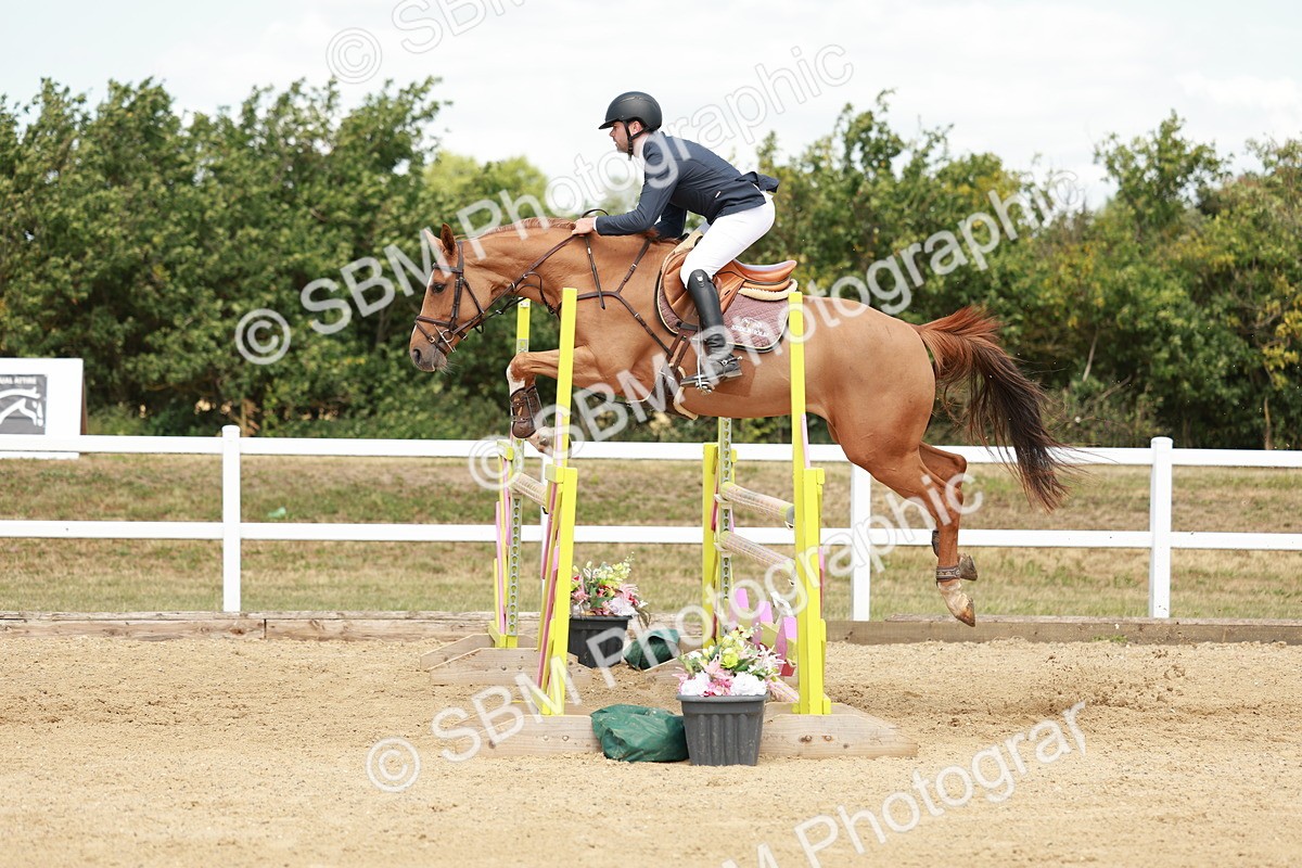 SBM_007654 - Class 3 - Senior Newcomers - 1.10m Open