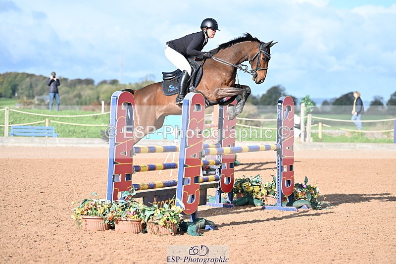 231014A-103007-04111 - Cls 18 Newcomers & 1.10m Open