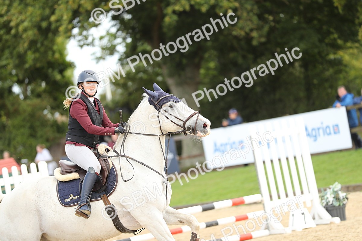 SBM_03113 - J28 - Senior Horse & Pony 60cm Championships