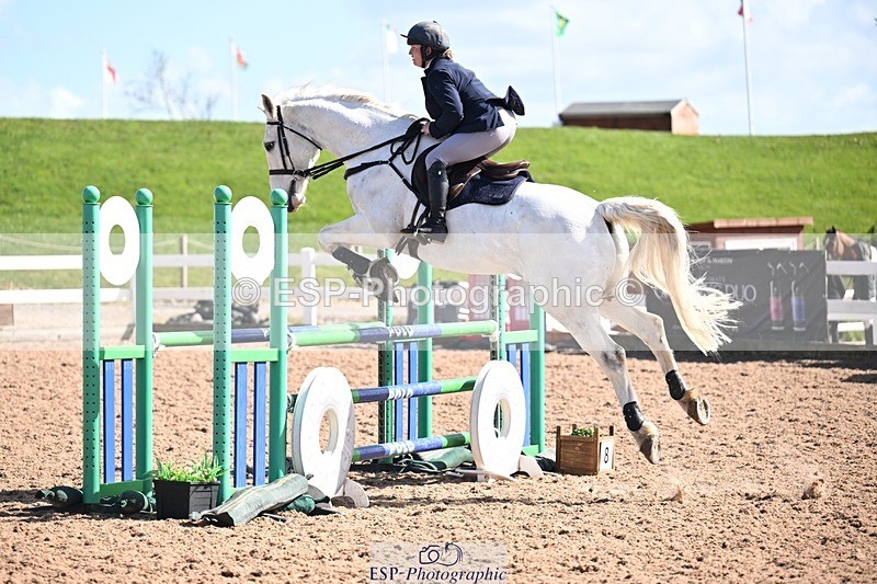 260328-134956-03942 - Cls 24 1.05m Amateur Quali