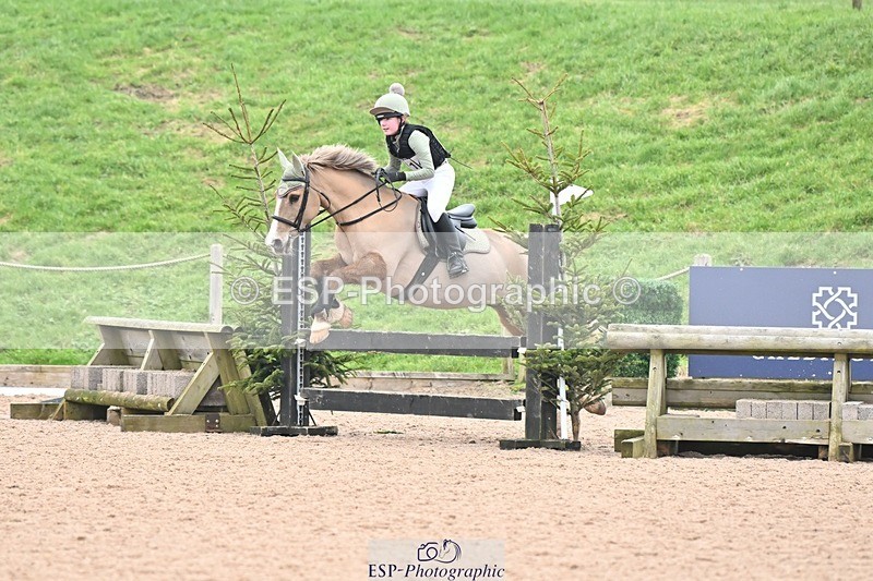 250118-105020-00507 - Cls 2 A&B 80cm 10.45 to 11.40