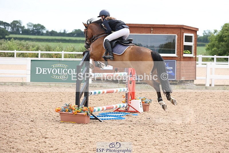 240630A-152106-14689 - Cls 33 Foxhunter and 1.10m Open