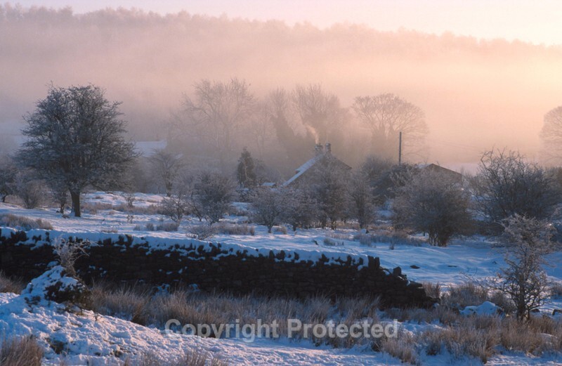 Ken Davis - Derbyshire Snow - Leica M6 50mm Summicron - The Leica Fellowship Gallery
