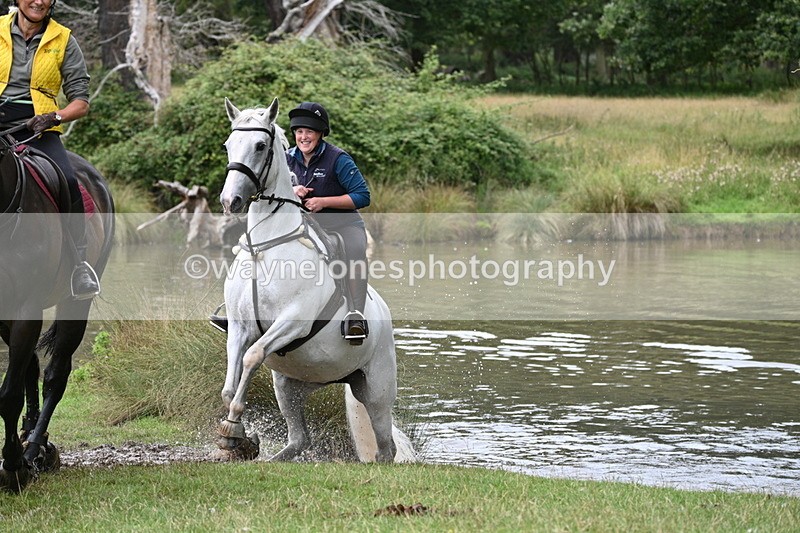 WJ7_3979 - Time at Water 12:52 to 13:22