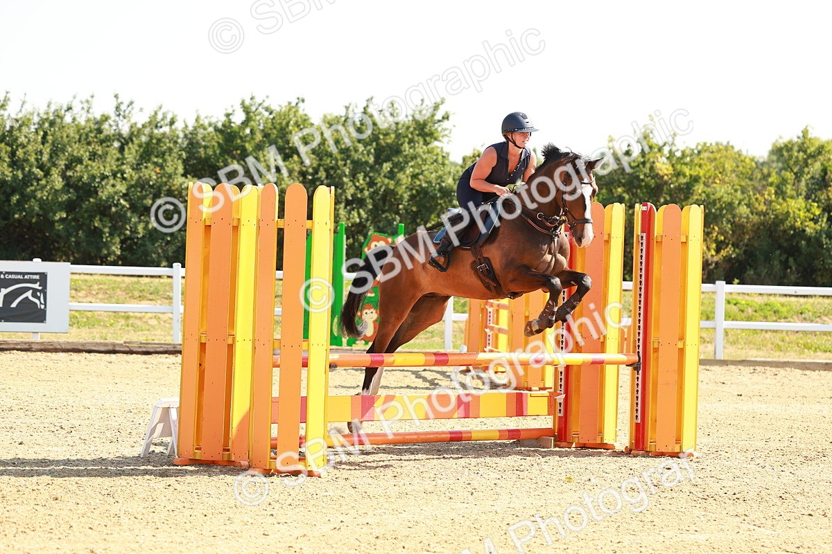 1I0A0050 - Class 1 - Clear Round