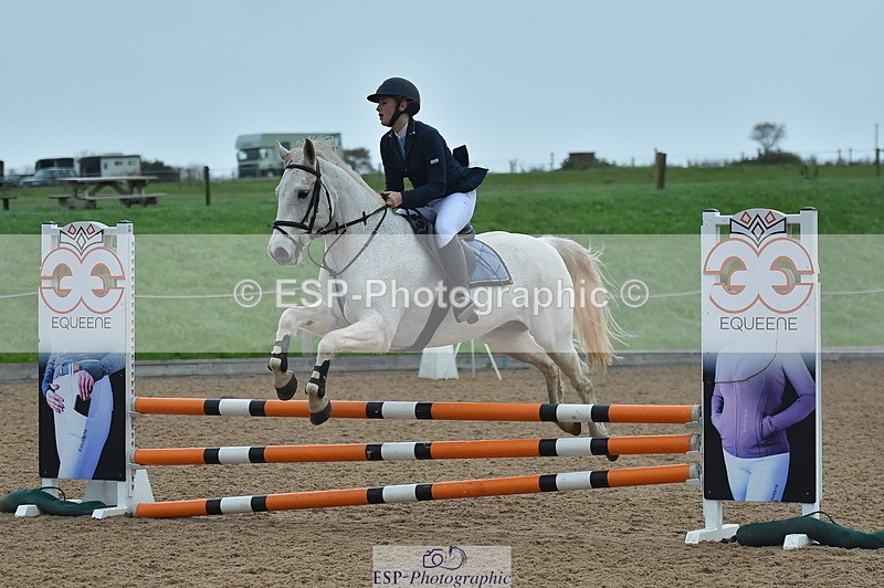 231119A-095410-04468 - Sun Cls 17+18 Club and Schools 70cm