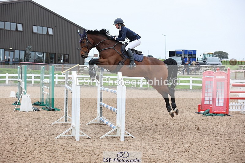 241101A-125838-01897 - FRI Cls 6 Foxhunter and 1.20m Open