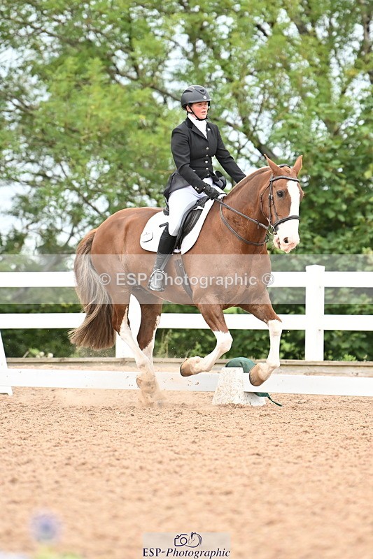 240817A-143706-09500 - 140-Kirsty.Clackworthy-Stitch.1