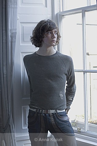Window at the back - Tomas - Portrait in digital