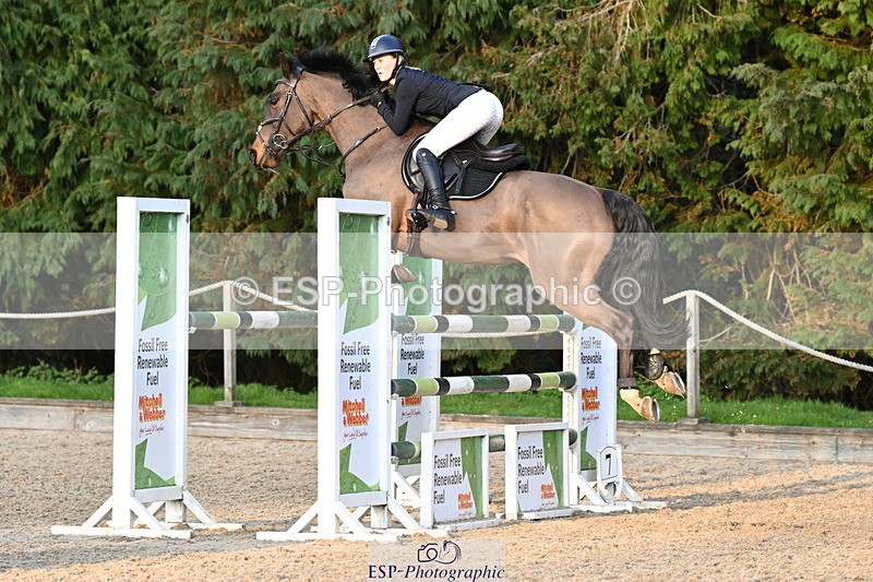 250322A-173042-03779 - Cls 14 Snr Fox & 1.20m Open