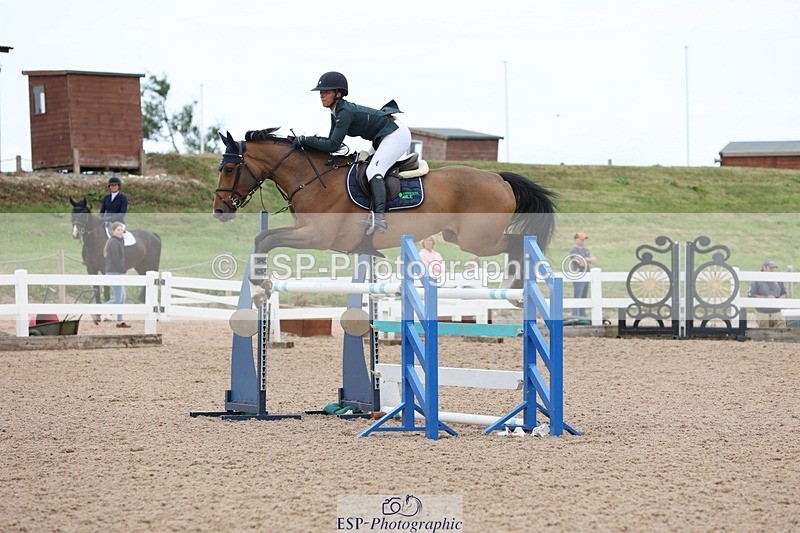 250625-152222-01390 - Cls 6 Foxhunter and 1.20m Open
