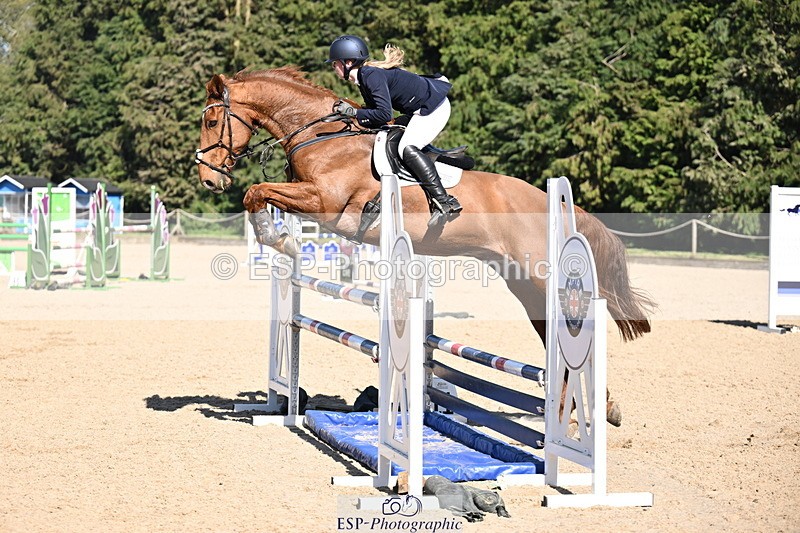 260321A-134245-00826 - 5 Newcomers 1m 10