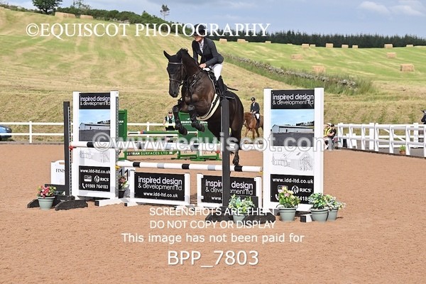 BPP_7803 - CLASS 16 FRI GFS Saddles Senior Newcomers/1.10m Open
