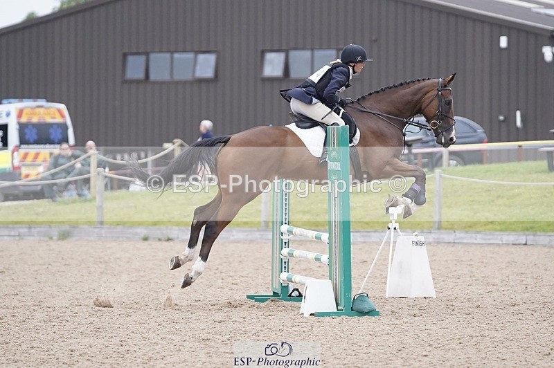 240831A-144112-04197 - 274-Becca.Robinson-VINNIE.SPARKLES