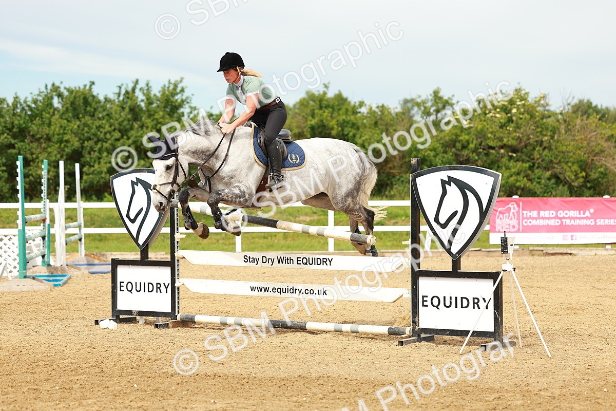 SBM_002235 - Class 4 - Senior Newcomers - 1.10m