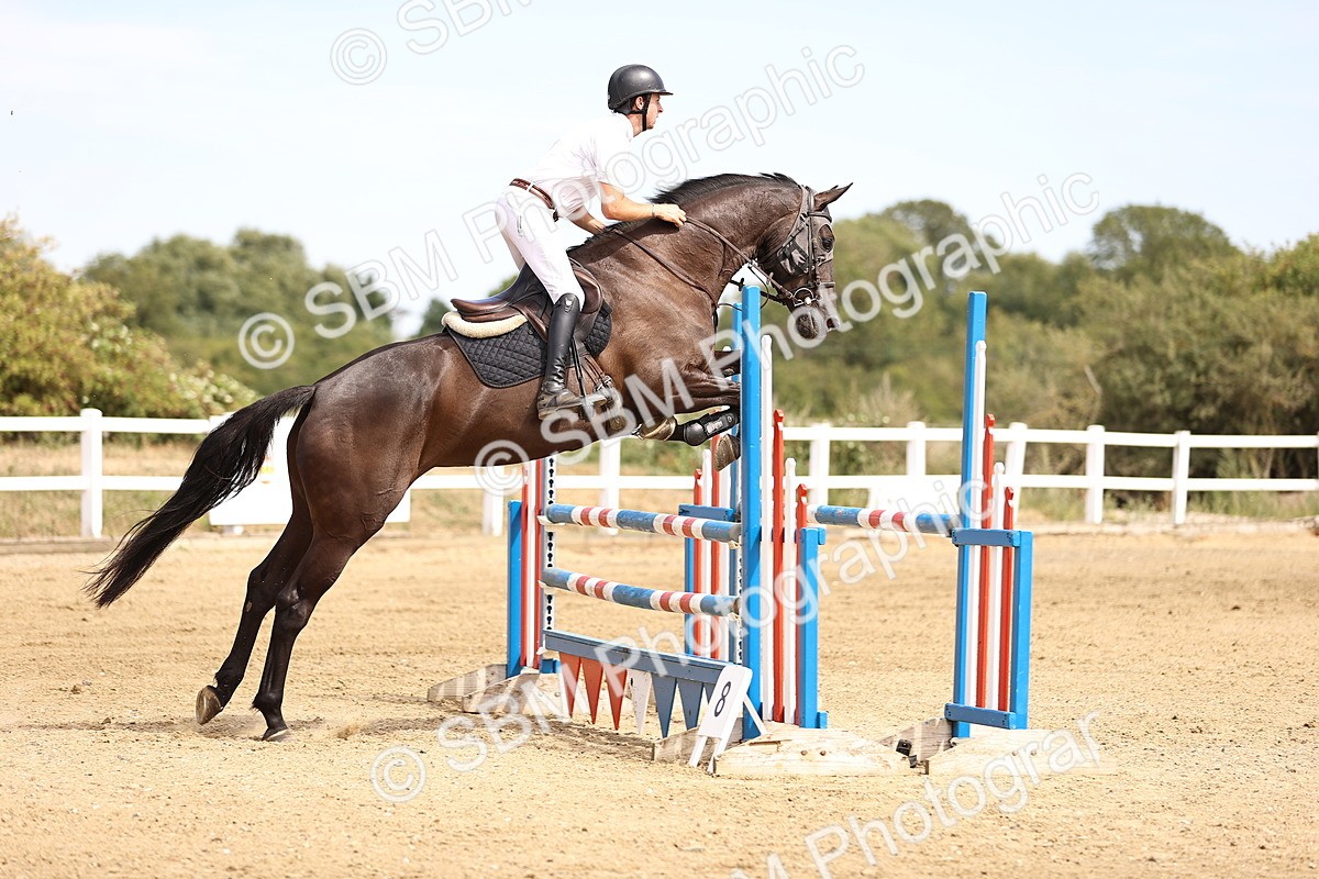 SBM_001113 - Class 4 - Senior Discovery - 1.00m Open