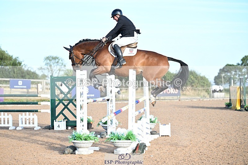 260731-191311-07097 - Cls 15 Snr Foxhunter