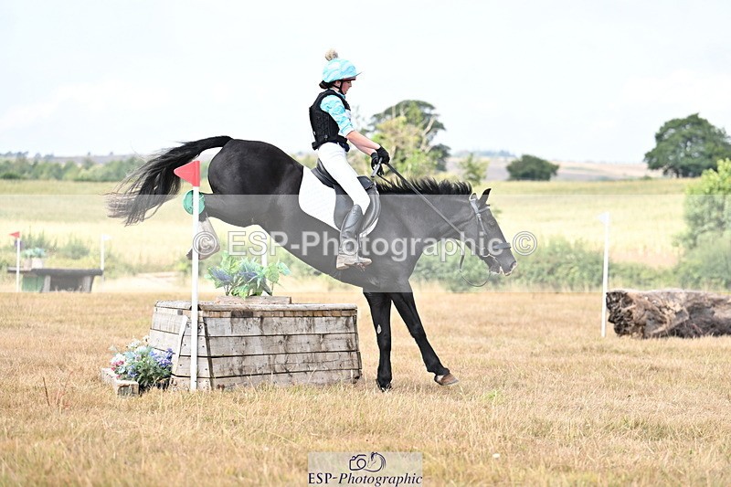 250824A-131225-37018 - 2086-Natalie.Squire-Charcoal