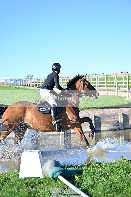 240912A-174150-02742 - Cls 7 Snr 90cm Open Speed Derby