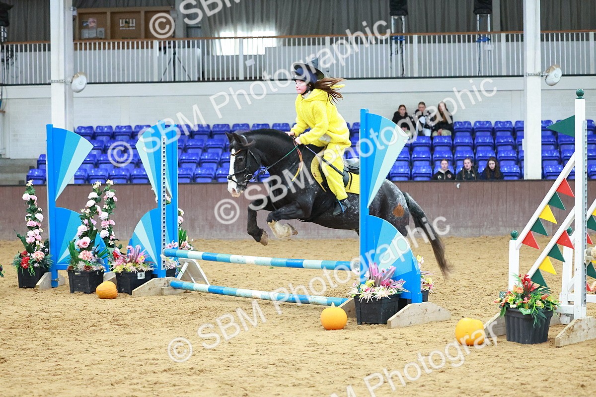 SBM_002849 - Class 4 - Pairs