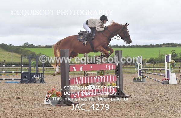 JAC_4279 - CLASS 7 Senior Foxhunter/ 1.20m Open