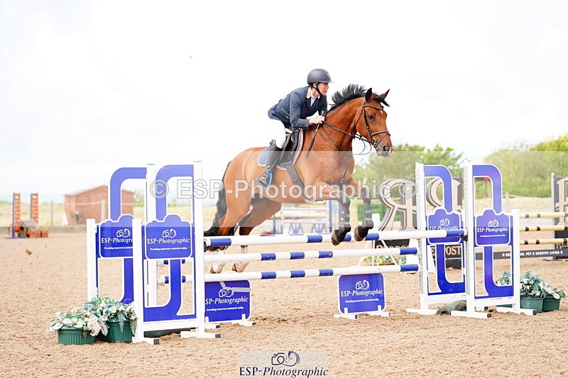 240526A-110246-07709 - Cls 26 Chard Equ 1.05m and 1.10m Grand Prix