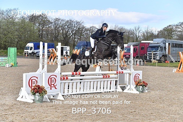 BPP_3706 - CLASS 3 FRI Senior British Novice/ 90cm Open