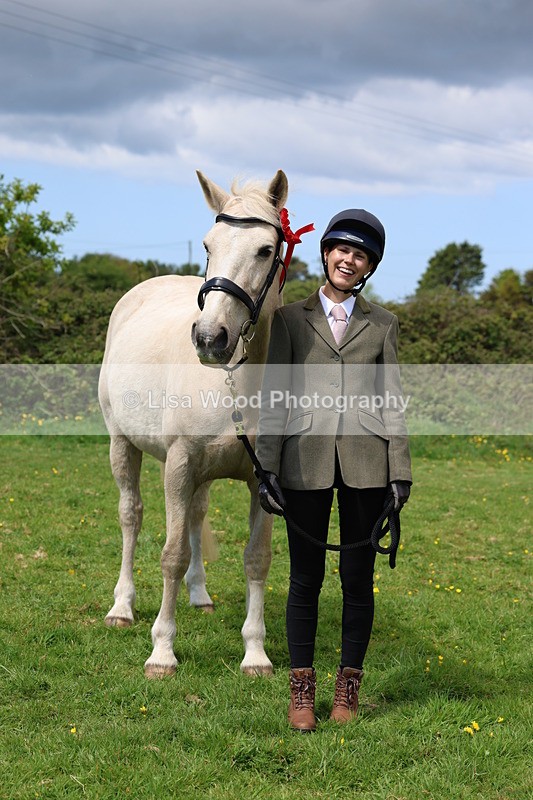 3E7A0410 - Class 19: Best Coloured in Hand