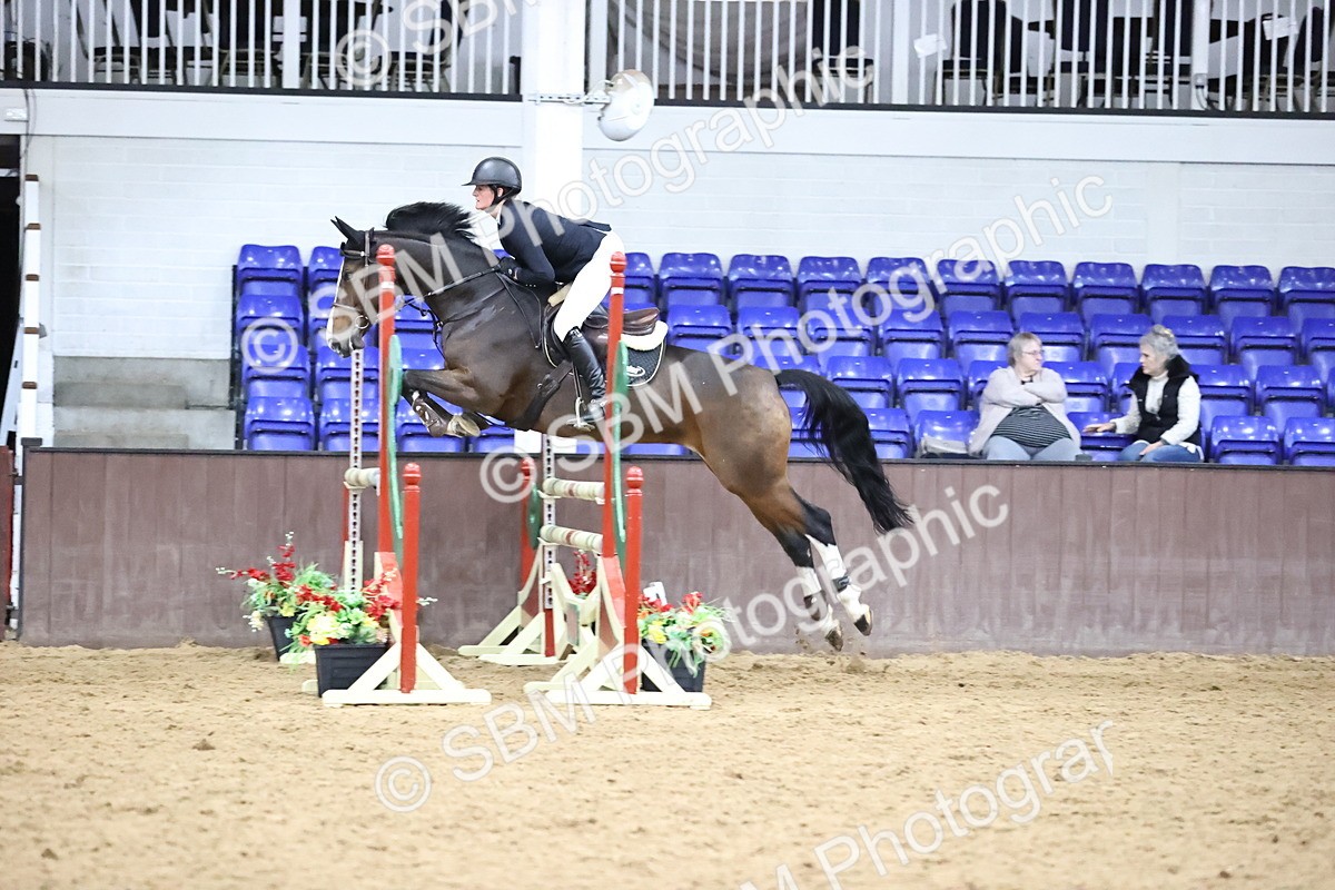 SBM_002018 - Class 4 - Senior Newcomers - 1.10m Open