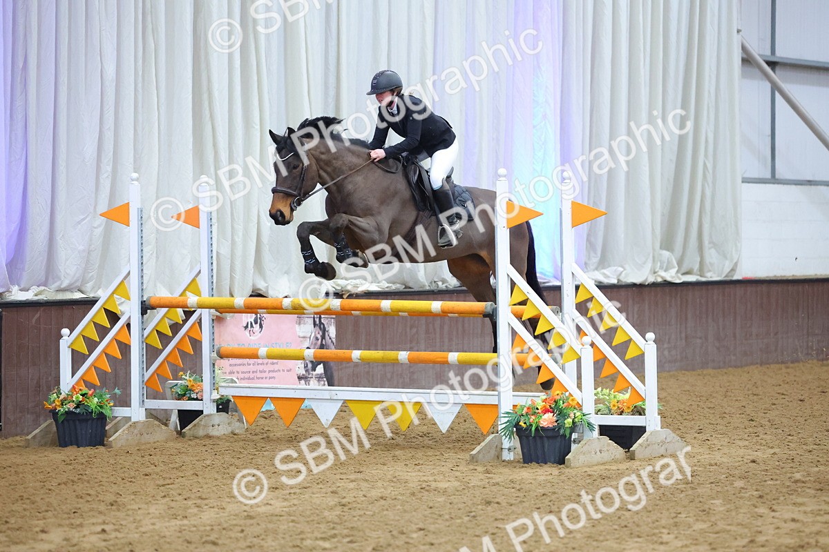SBM_010649 - Class 23 - Senior Newcomers/ 1.10m Open - First Round (1.10m)