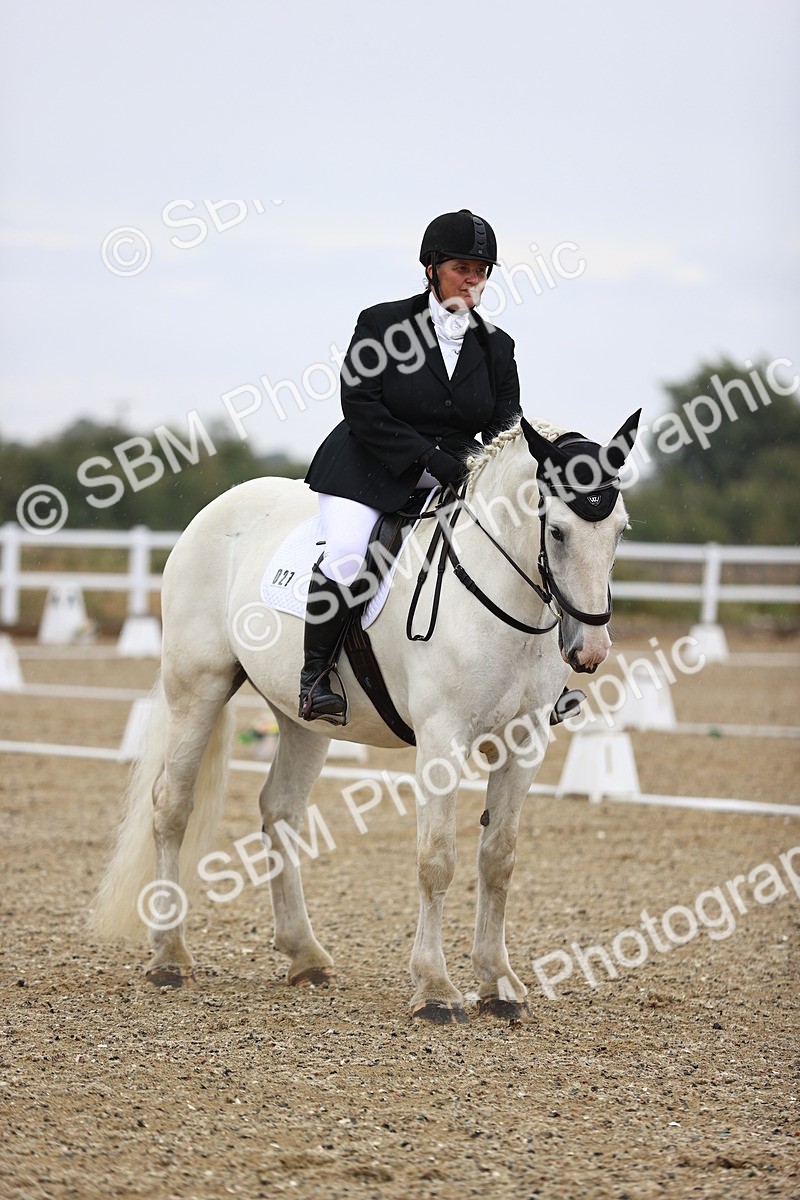 SBM_000138 - Class 2 - Intro 4 Championship 9.00-10.03