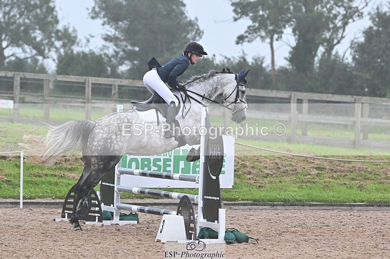 240813-191902-00882 - Classes 7 A&B 90cm