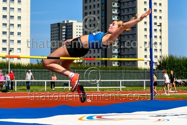 Age25SAT-916133 - Field Female Set Two