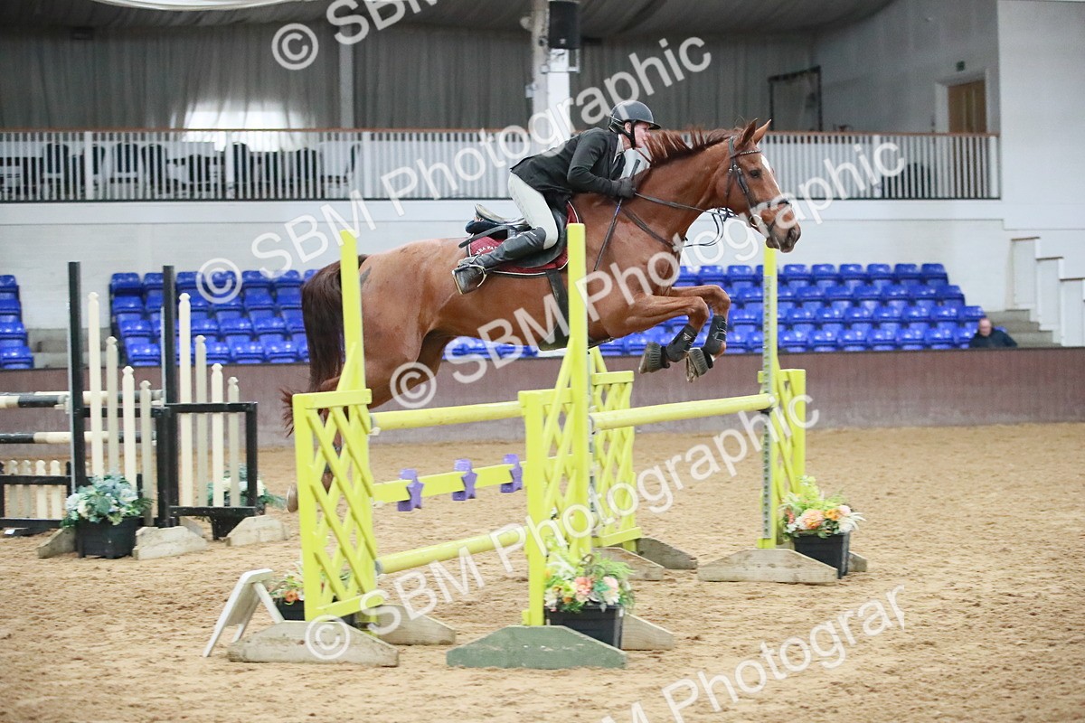 SBM_001118 - Class 4 - Senior Newcomers - 1.10m Open