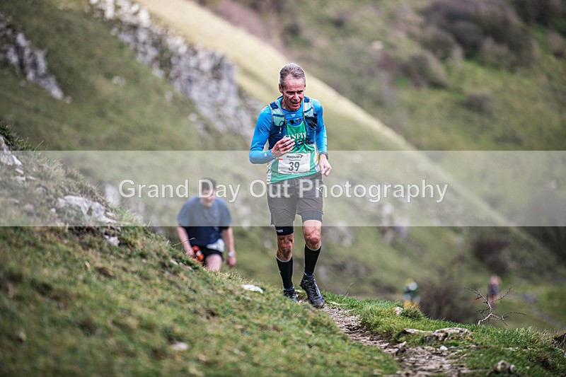 Litton-441 - Litton Christmas Cracker Fell Race (Limestone Series) Sunday 14th December 2025