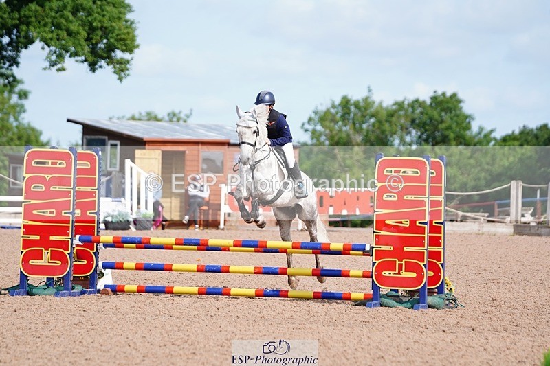 250608-090808-01687 - Cls 2 Pony Intro 70cm