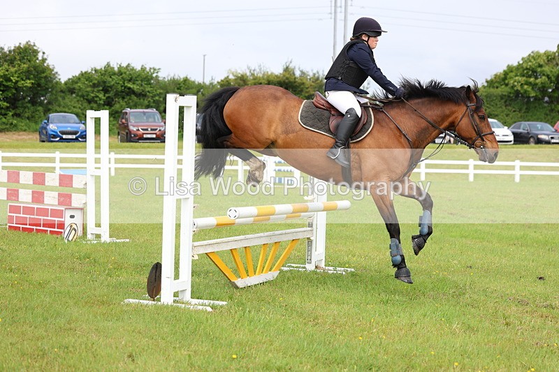 3E7A6495 - Class 8: Junior 90cm