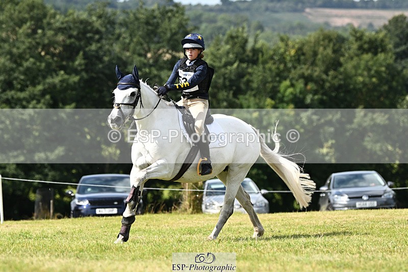 240825X-113228-32065 - 70cm XC 11.00 to 12.00